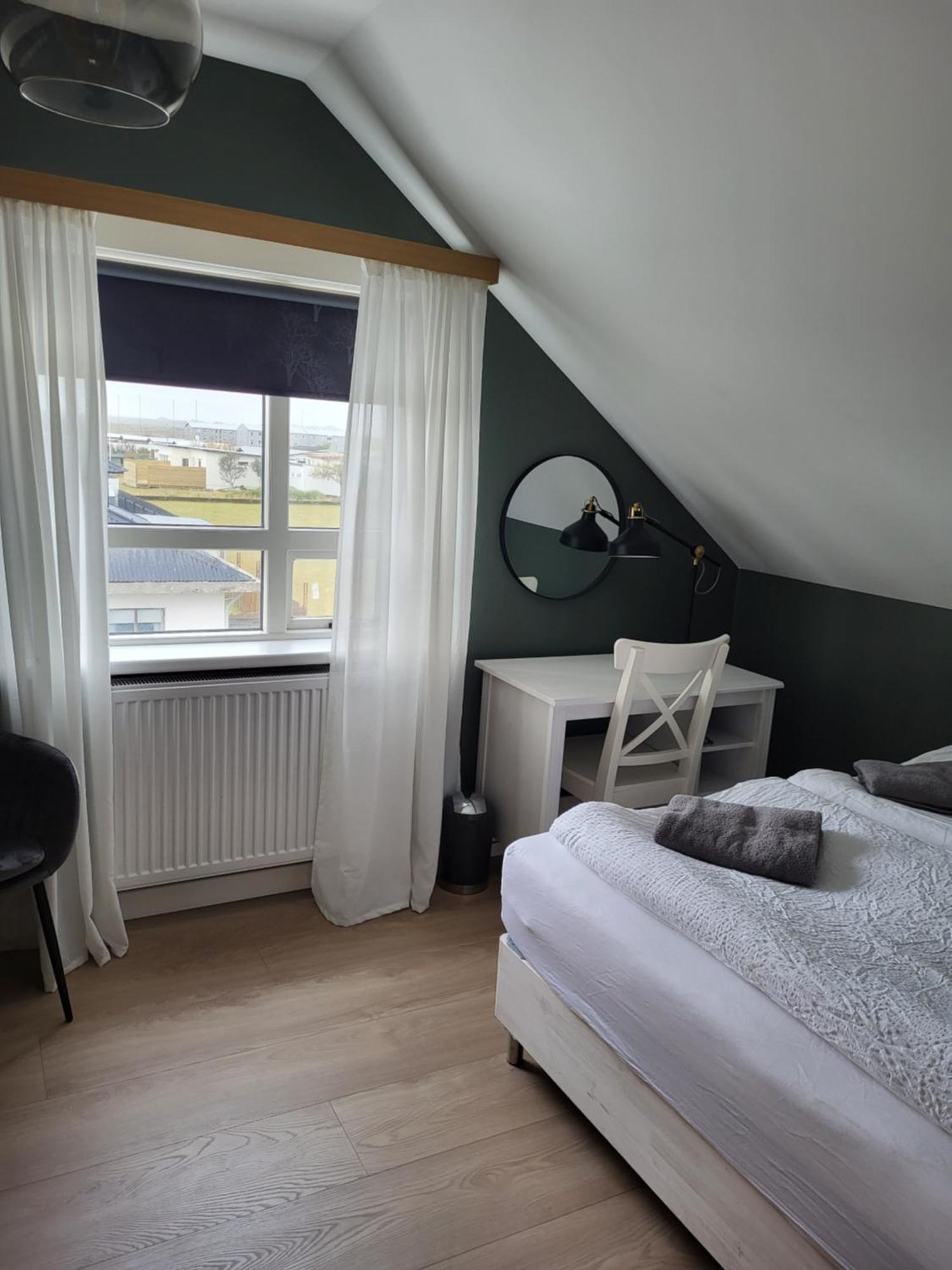 Grindavik Guesthouse Self Check In & Out Δωμάτιο φωτογραφία