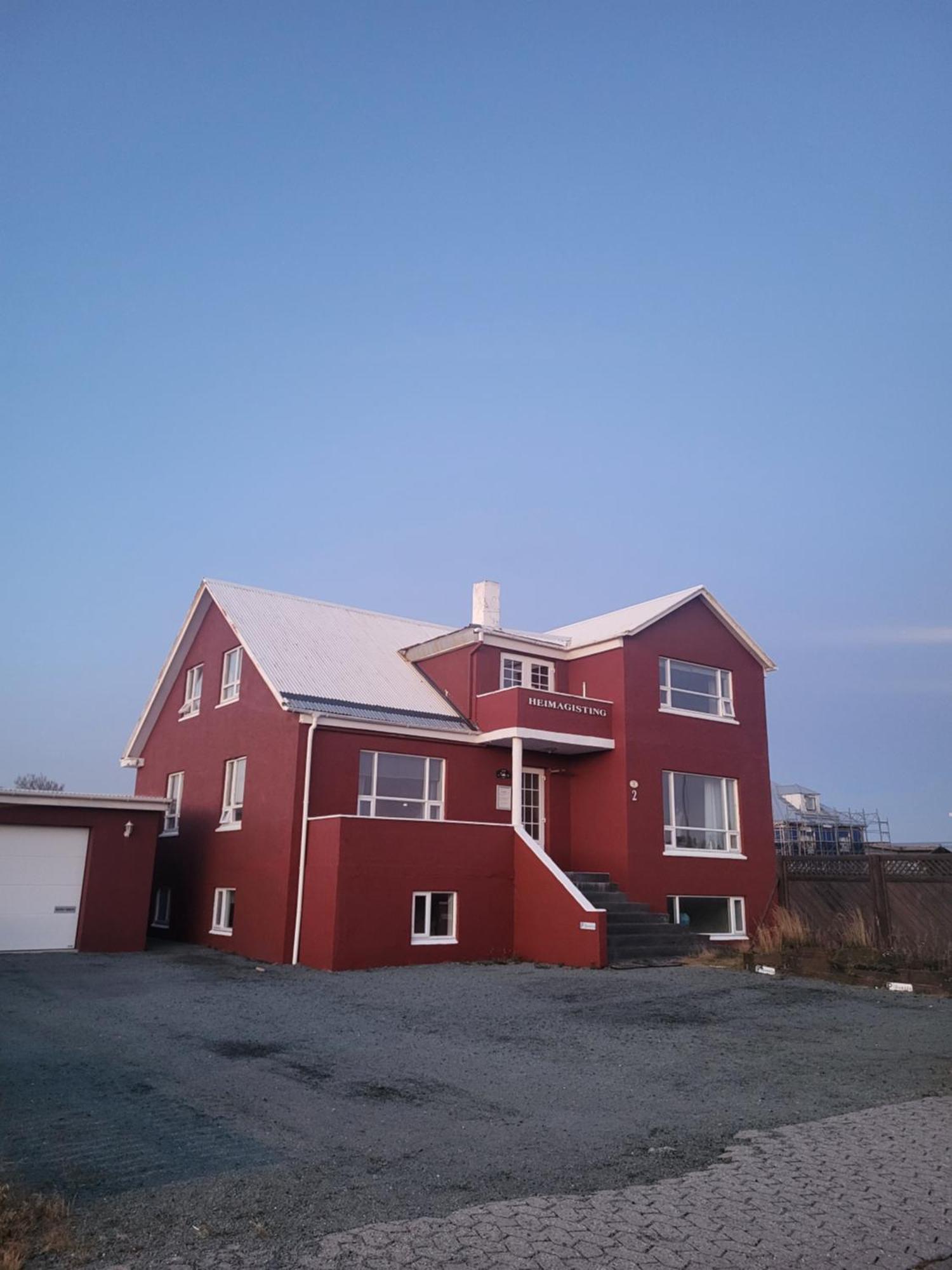 Grindavik Guesthouse Self Check In & Out Εξωτερικό φωτογραφία